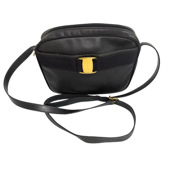 Salvatore Ferragamo Authentic Black Leather Gold Logo Plaque Vara Leather Crossb - Picture 1 of 13